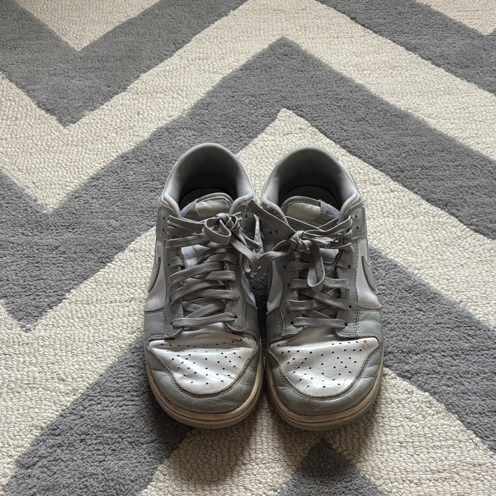 Men’s Grey and White Nike Dunks